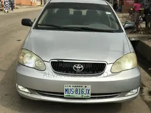 Toyota Corolla 2005 Silver