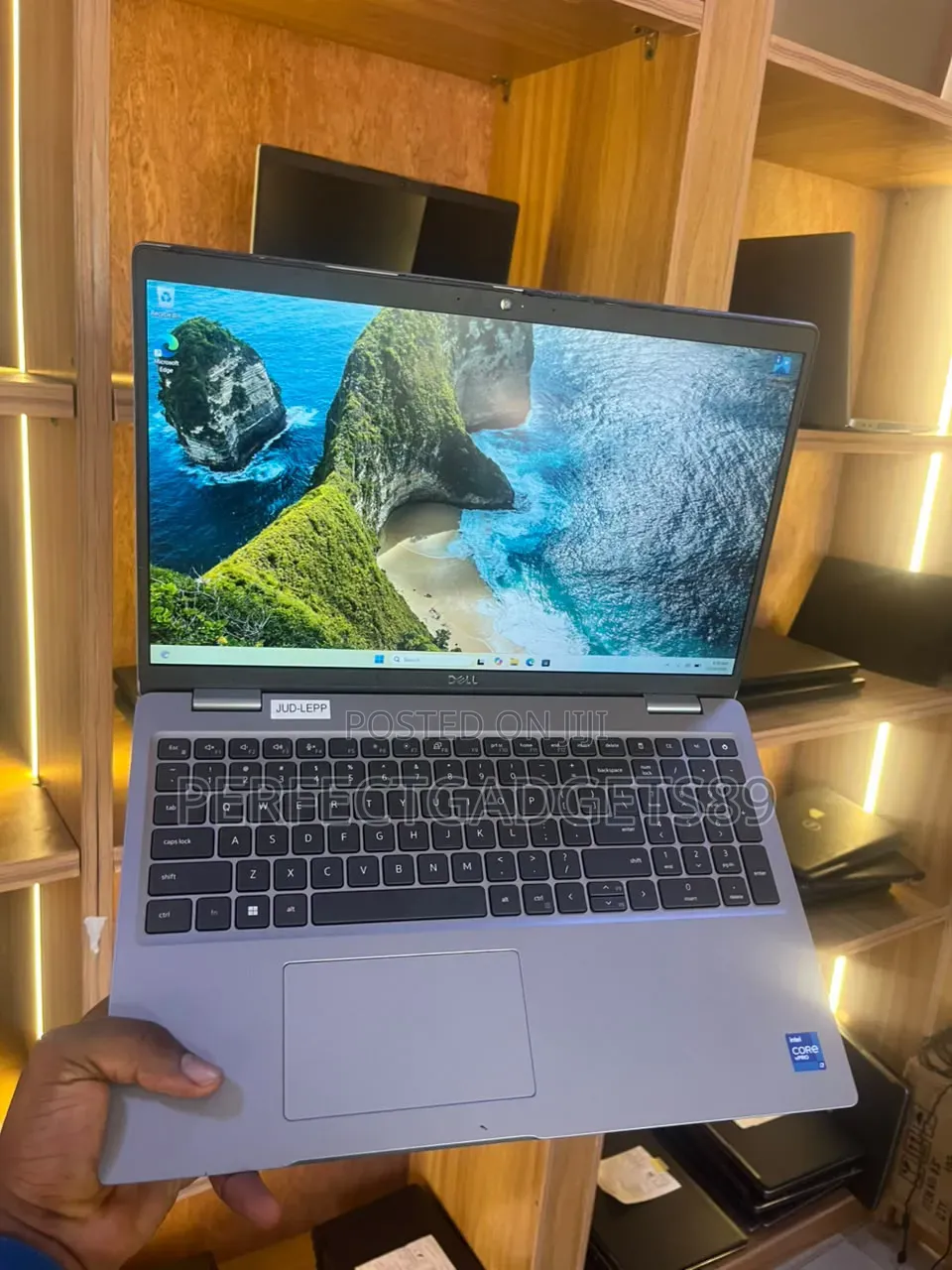 Laptop Dell Precision 3571 16GB Intel Core i7 SSD 512GB