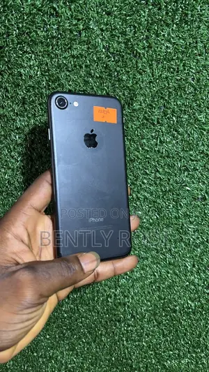 Apple iPhone 7 128 GB Black