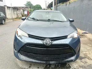 Toyota Corolla LE 4dr Sedan (1.8L 4cyl CVT) 2017 Blue