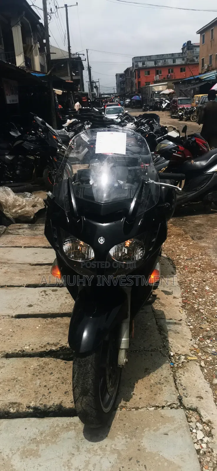 Yamaha 2010 Black