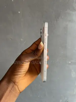 Apple iPhone 15 128 GB White