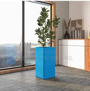 Square Planter Pot in Fiberstone