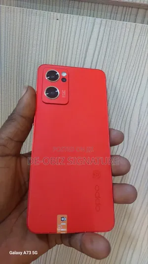 Oppo Reno7 5G 256 GB Red