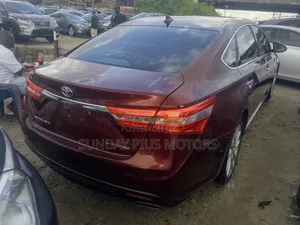 Toyota Avalon Limited 4dr Sedan (3.5L 6cyl 6A) 2014 Maroon