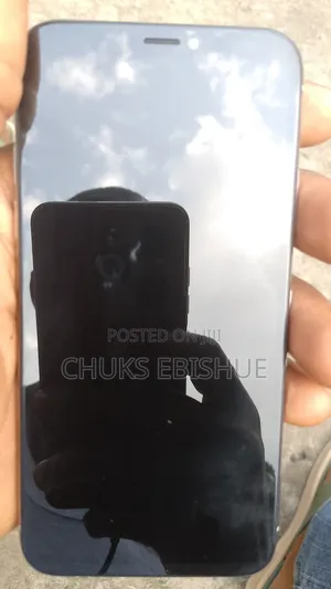 Apple iPhone X 64 GB White