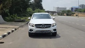 Mercedes-Benz C300 Base 4Matic Coupe AWD (2.0L 4cyl 7A) 2017 White