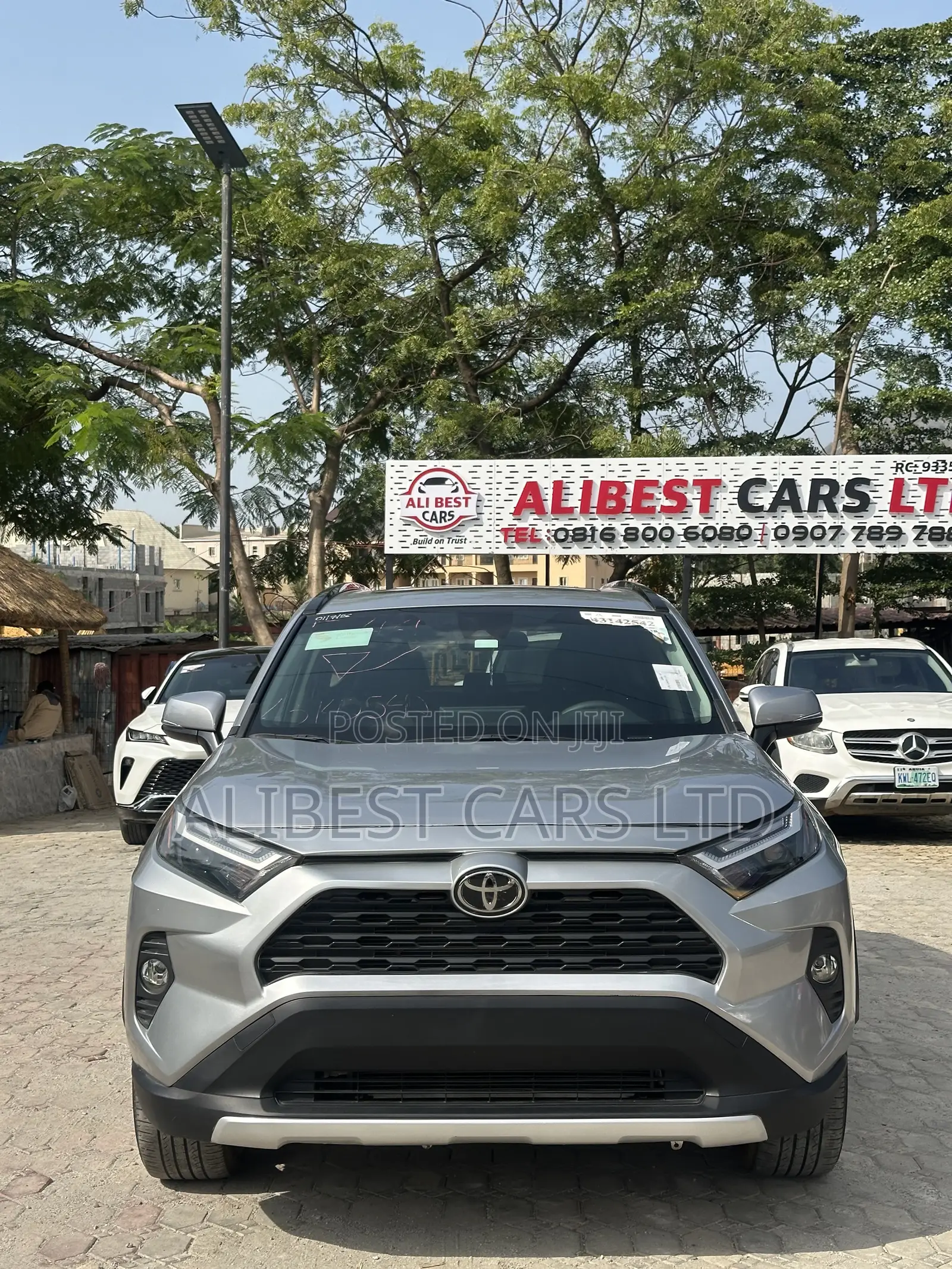 Toyota RAV4 2024 Silver