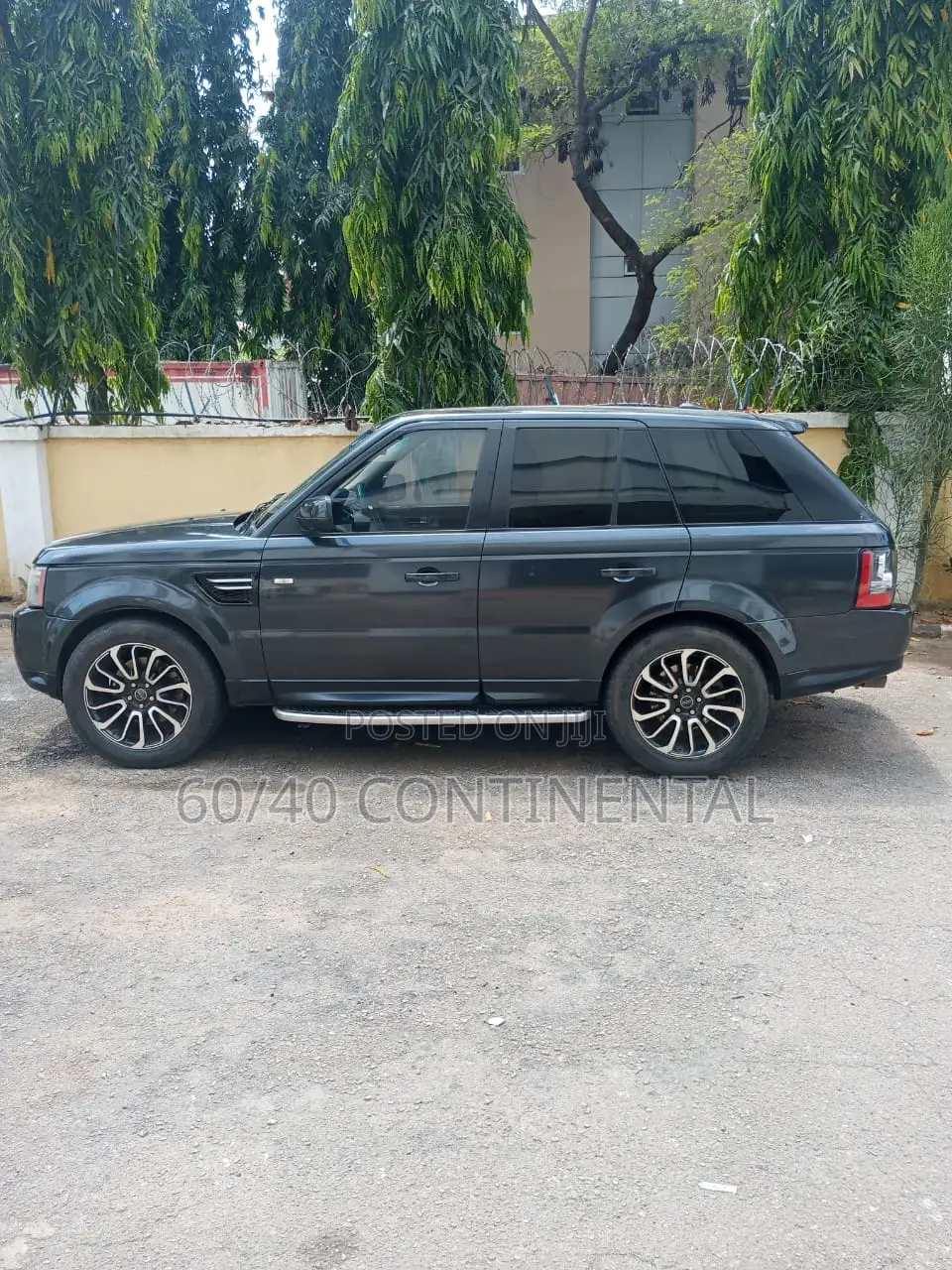 Car 2010 Blue