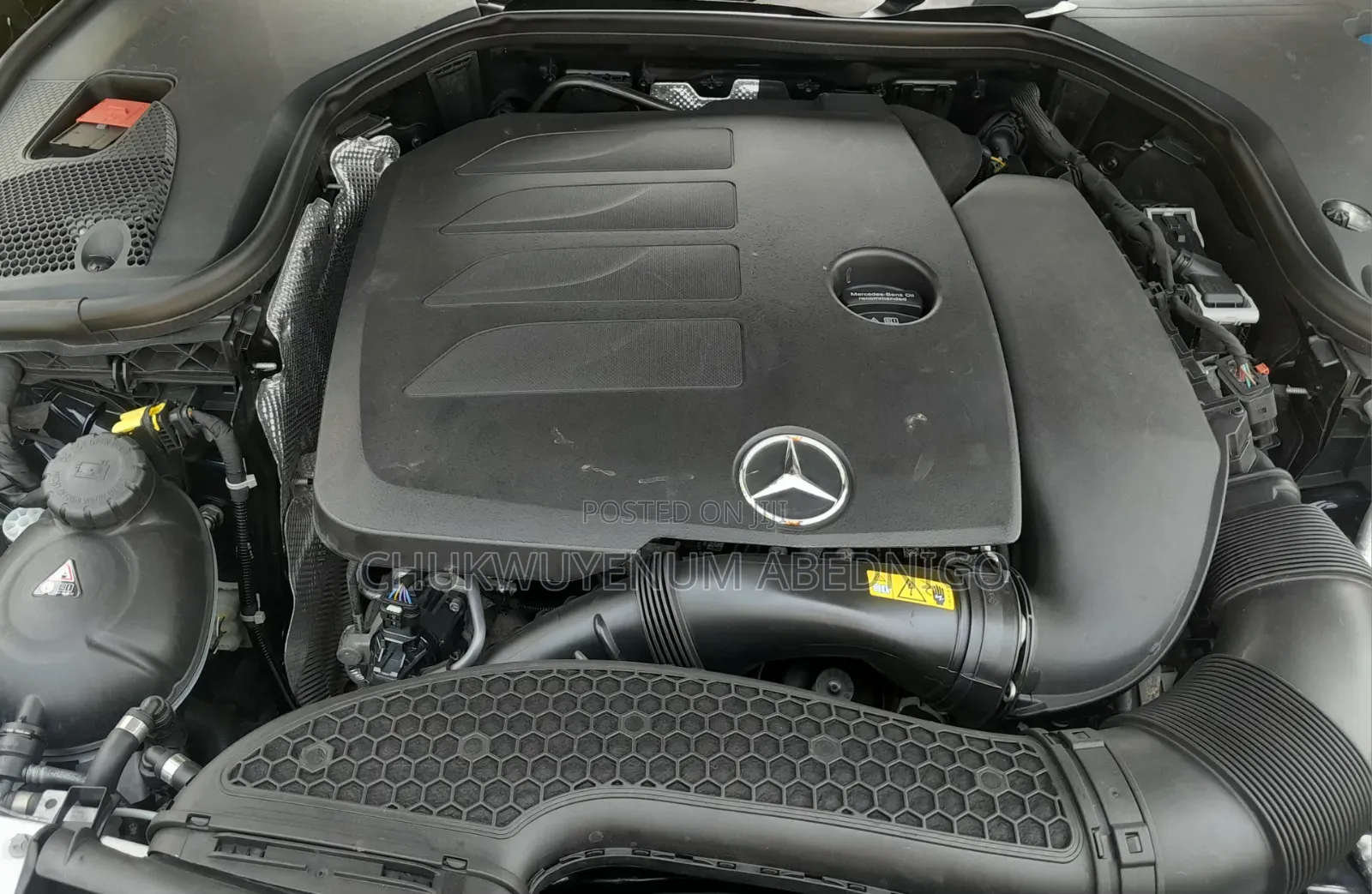 Mercedes-Benz E350 2024 Blue