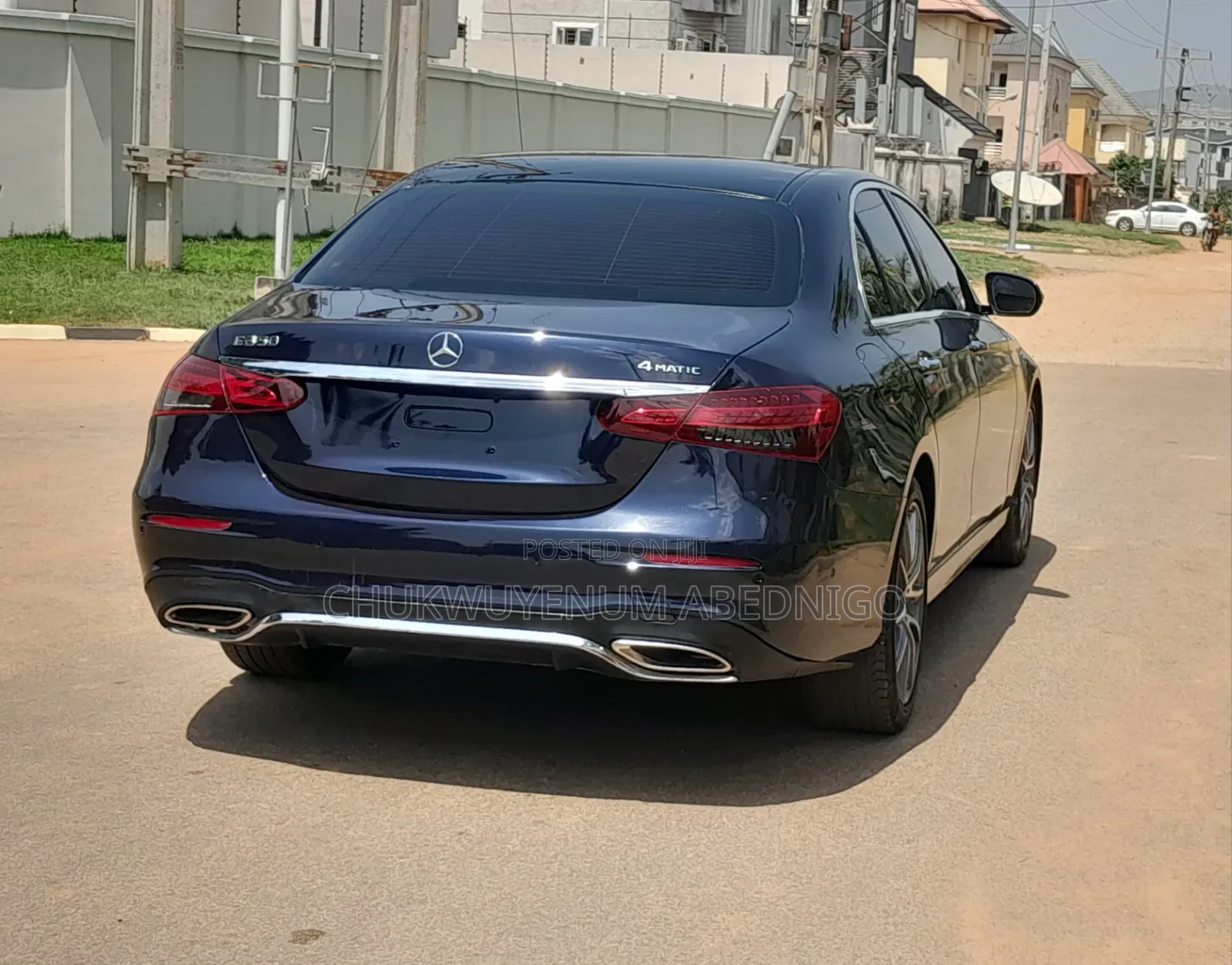 Mercedes-Benz E350 2024 Blue