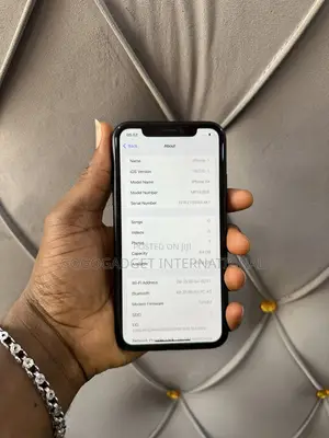 Apple iPhone XR 64 GB Black