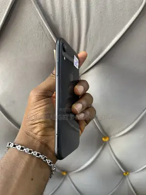 Apple iPhone XR 64 GB Black