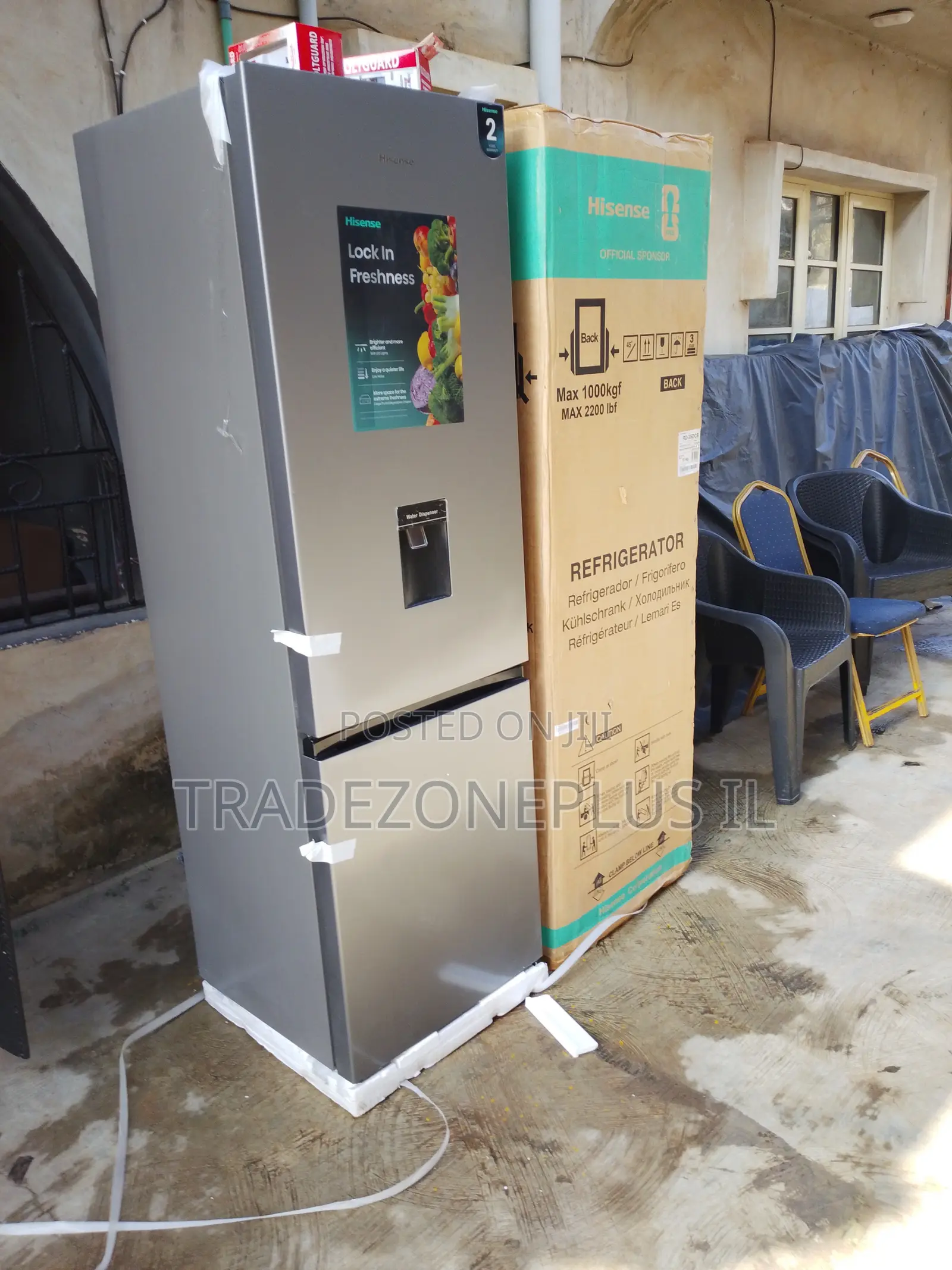 Hisense RD-3DCB Fridge With Built-in Water Dispenser – 264 Litres