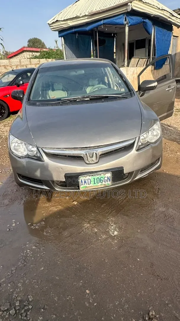 Honda Civic 1.4i LS 2008 Gray
