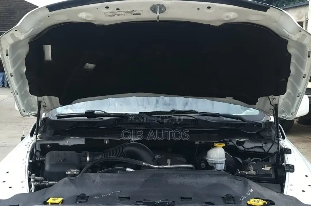 Dodge RAM 2019 White