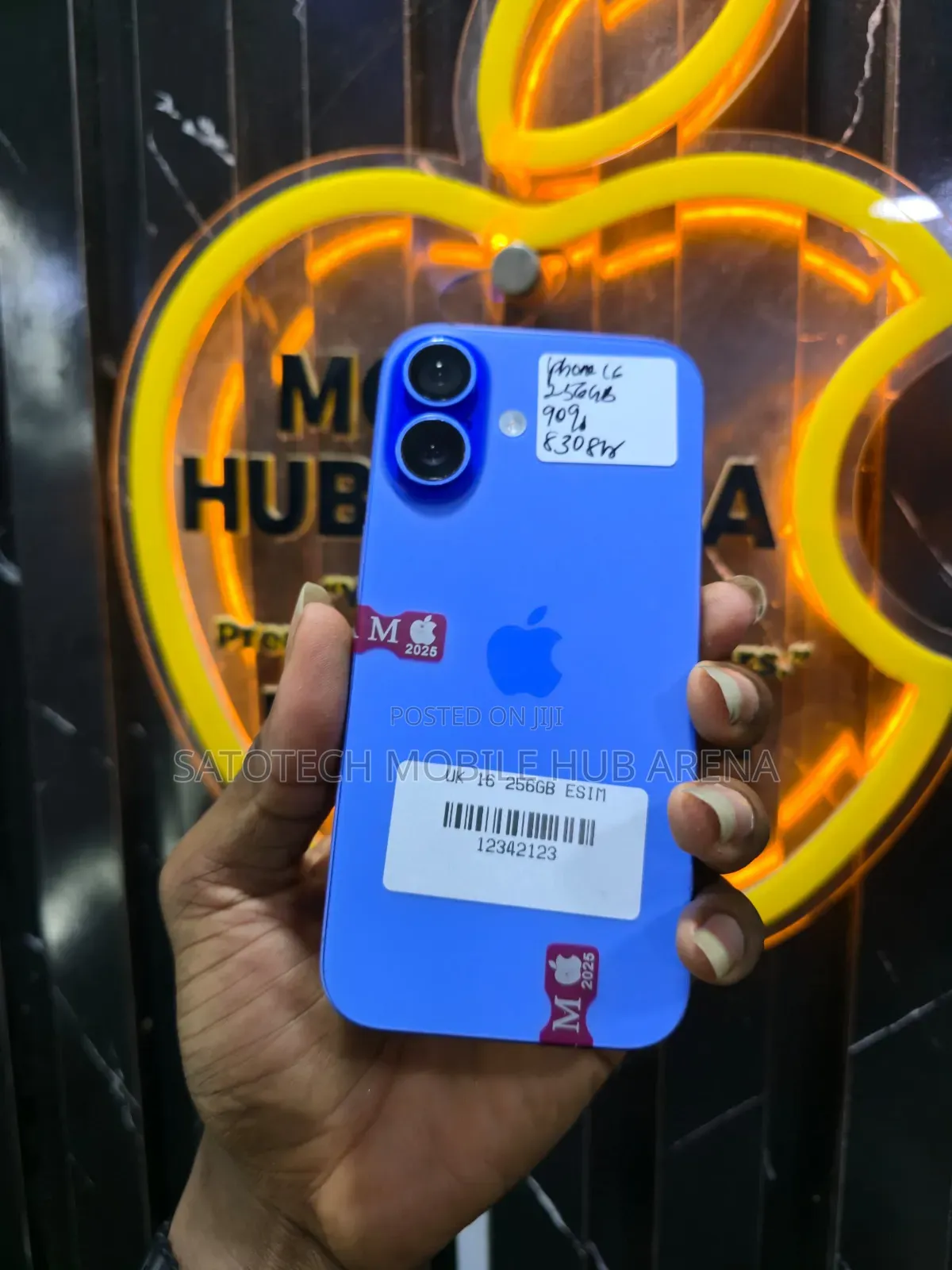 New Apple iPhone 16 256 GB Blue