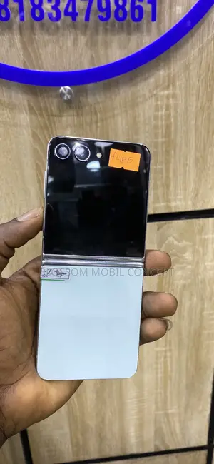 Samsung Galaxy Z Flip 5 256 GB Black