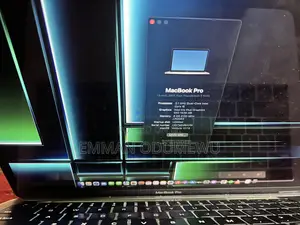 Laptop Apple MacBook Pro 2017 8GB Intel Core i5 SSD 256GB