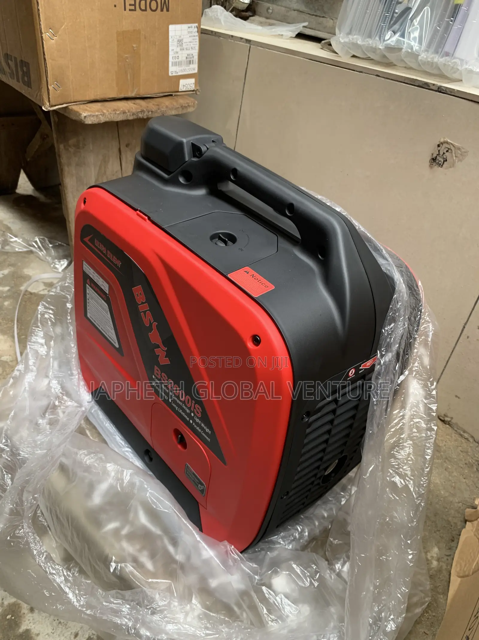 BISON BS2000IS Low-Noise Portable Gener