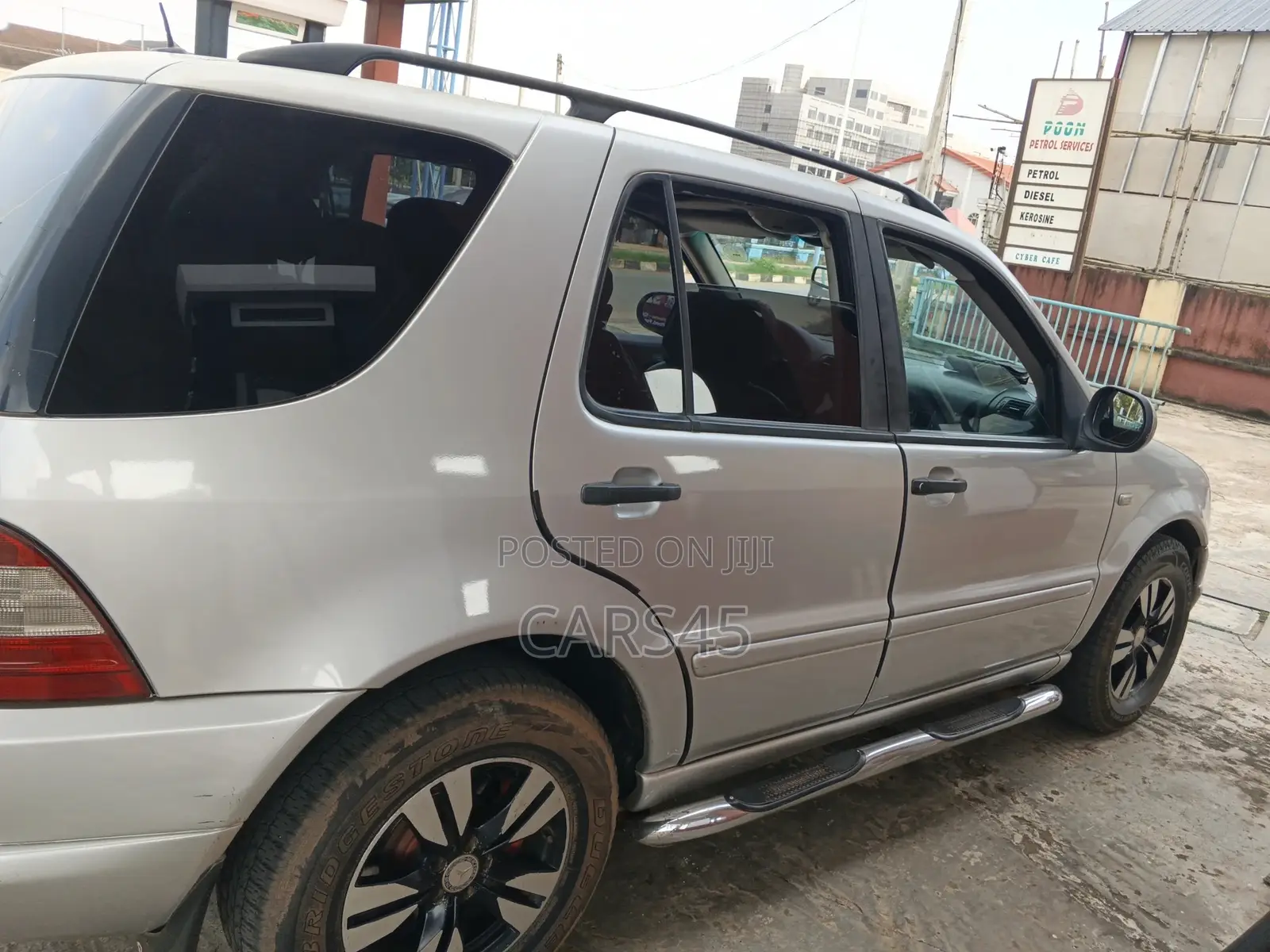 Mercedes-Benz M Class 2000 Silver