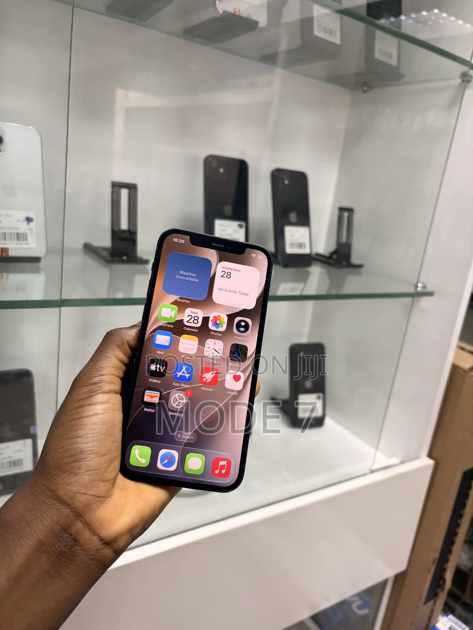 Apple iPhone 12 64 GB Black