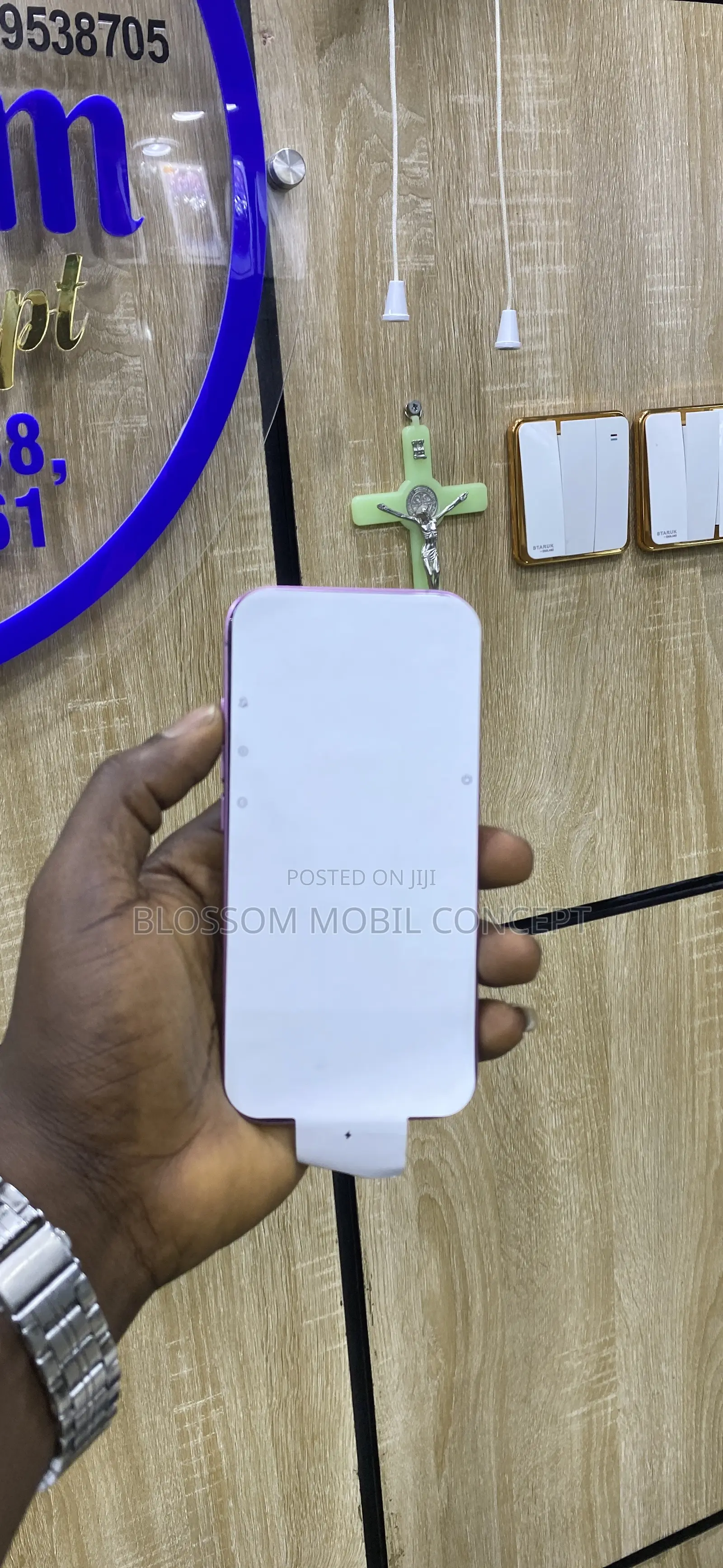 Apple iPhone 16 256 GB Pink