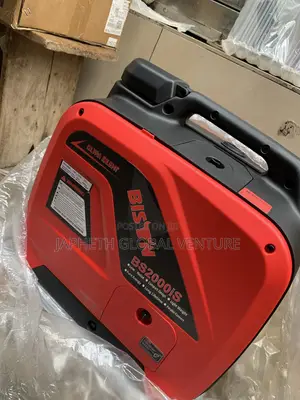 BISON BS2000IS Compact and Lightweight Inverter Generator