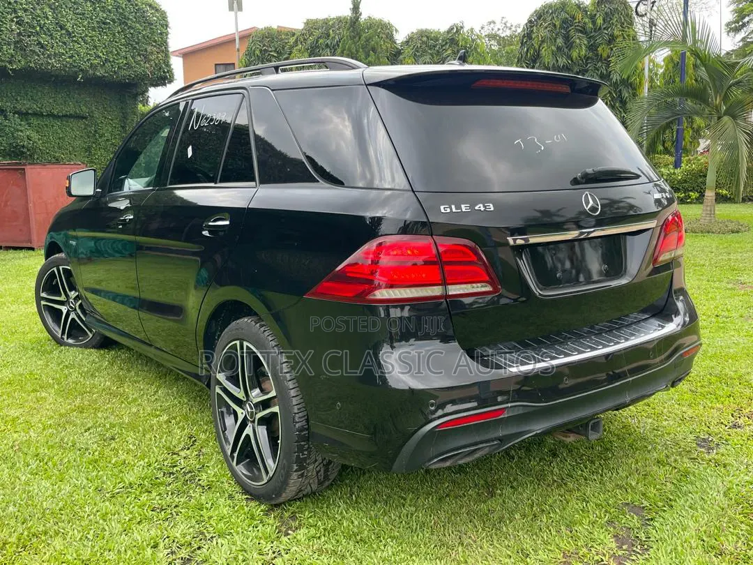 Mercedes-Benz GLE-Class 2017 Black