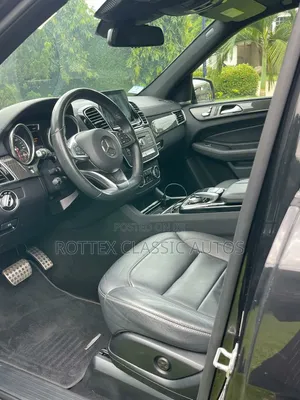 Mercedes-Benz GLE-Class 2017 Black