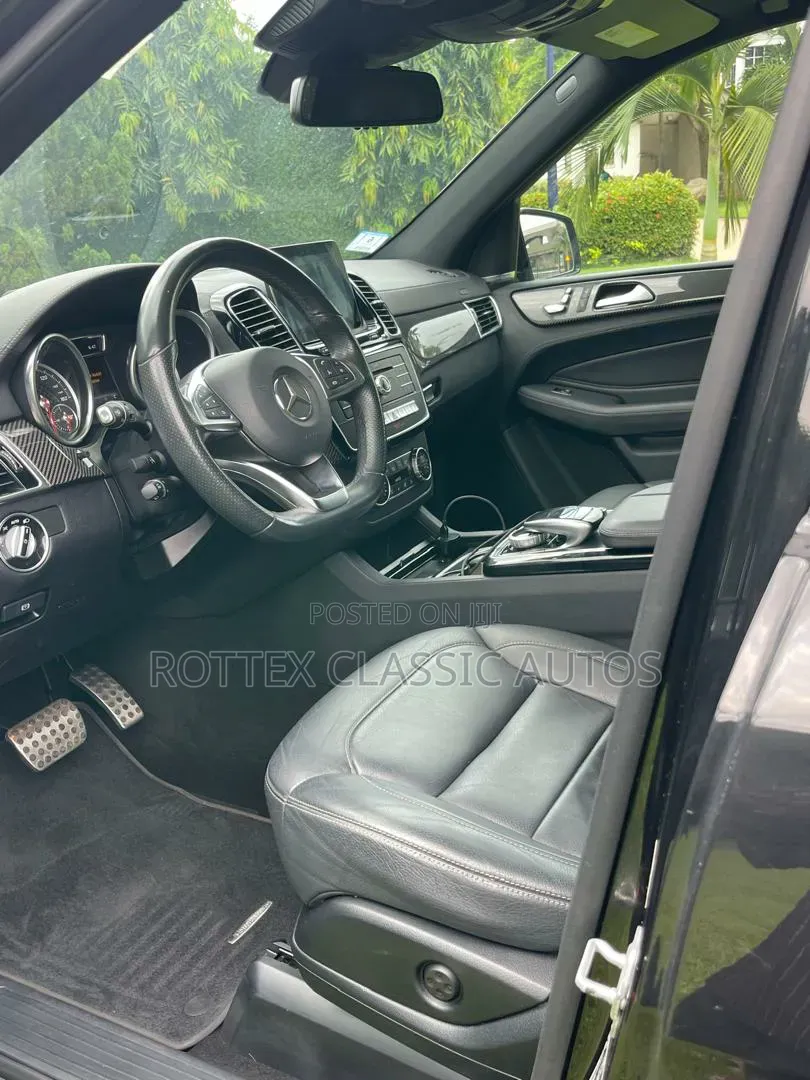 Mercedes-Benz GLE-Class 2017 Black