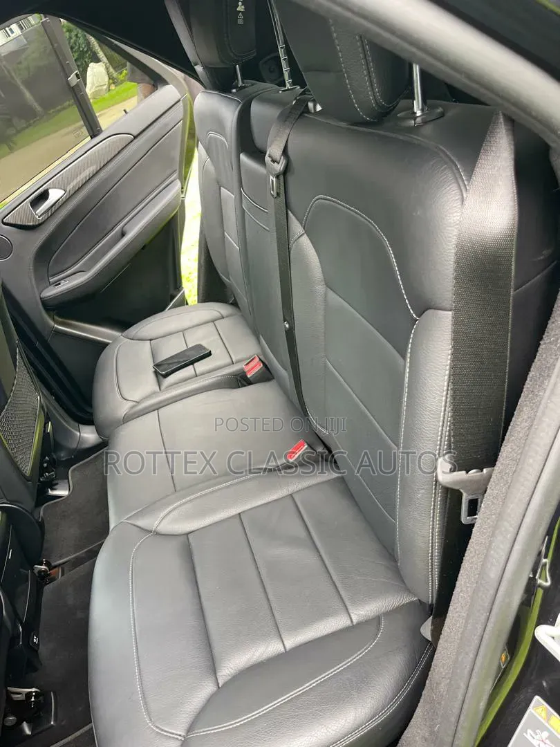 Mercedes-Benz GLE-Class 2017 Black