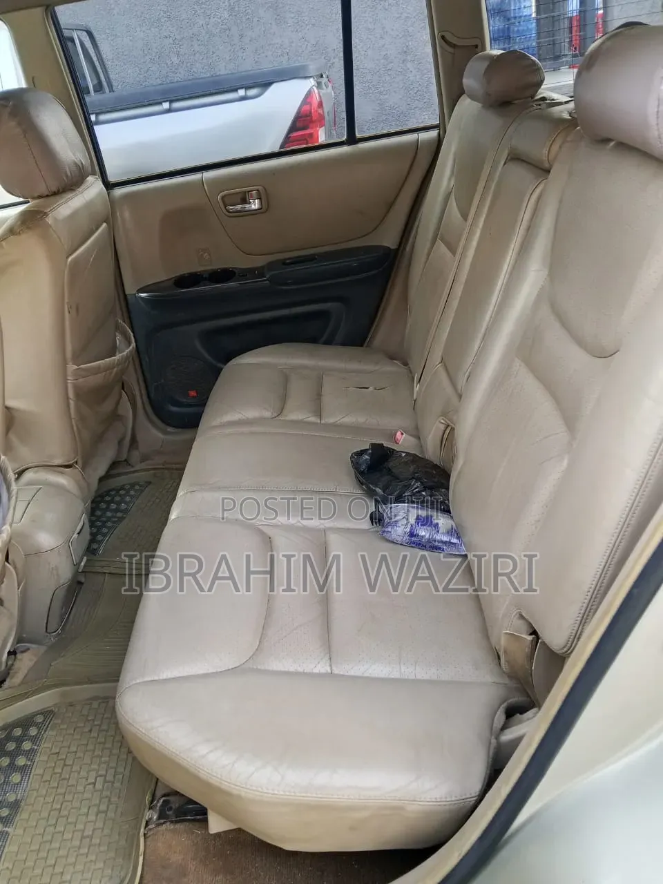Toyota Highlander 2004 Gold
