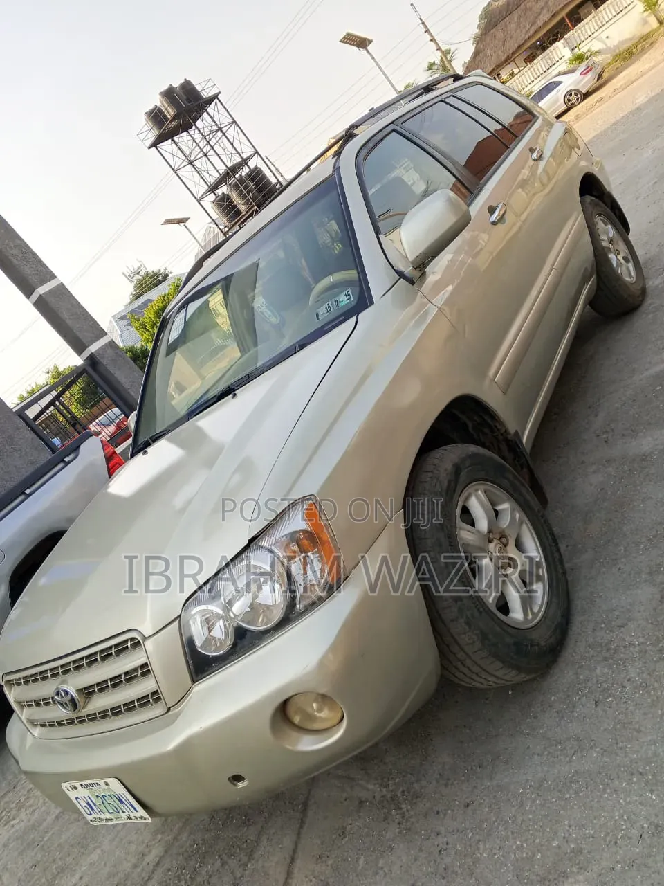Toyota Highlander 2004 Gold