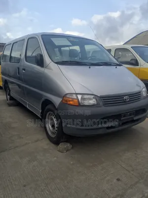 Toyota HiAce 2004 Silver