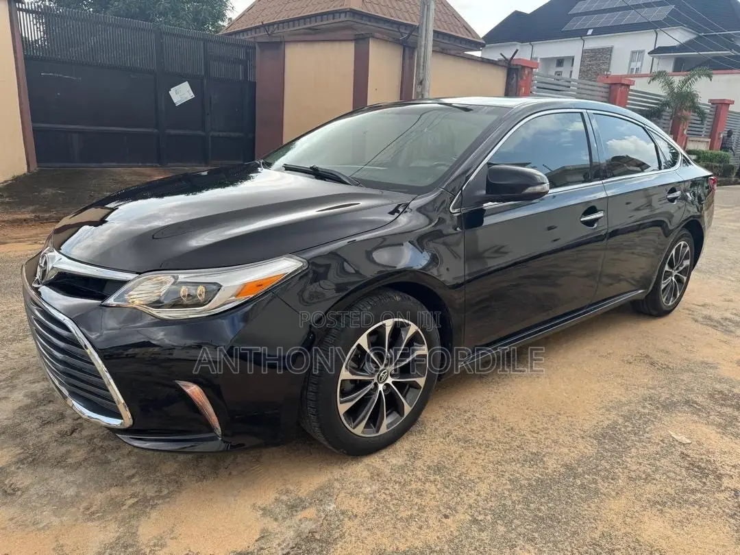 Toyota Avalon 2017 Black