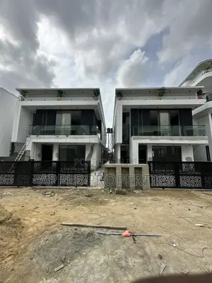 5bdrm Duplex in Lekki Phase 1 for sale