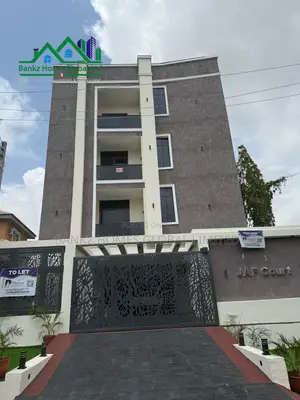 2bdrm Apartment in Lekki Phase 1 for rent