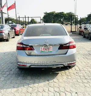 Honda Accord 2016 Silver