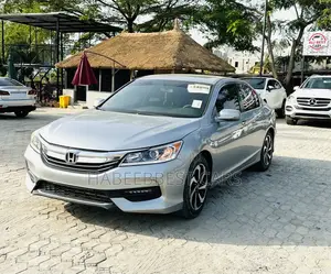 Honda Accord 2016 Silver