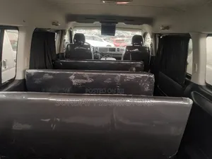 Toyota HiAce 2014 Black