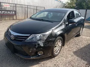 Toyota Avensis 2010 Black