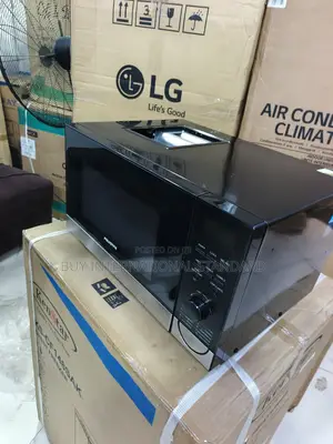 25L Microwave for Fitted Kitchens by Polystar