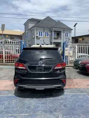 Hyundai Santa Fe 2017 Black