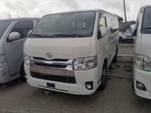 Toyota HiAce 2012 White