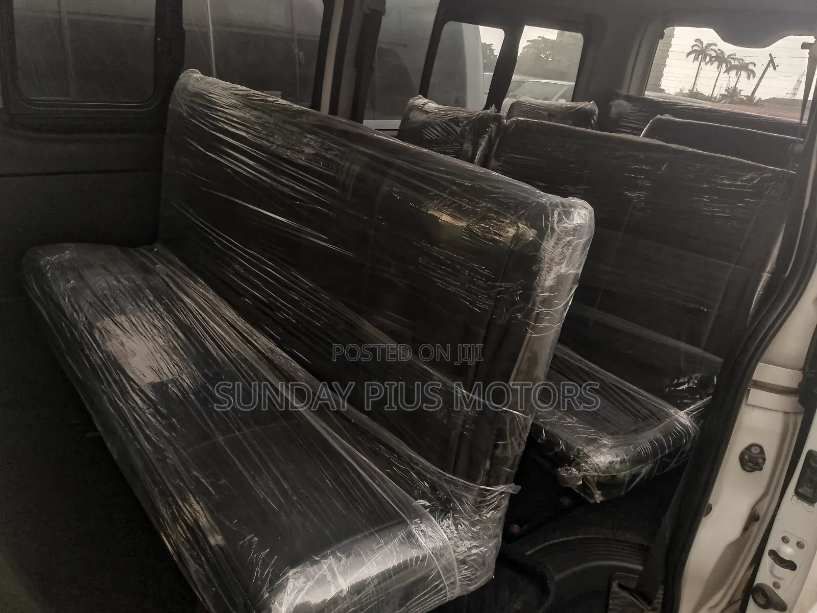 Toyota HiAce 2012 White