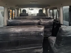 Toyota HiAce 2012 White