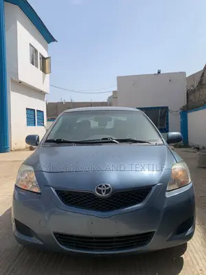 Toyota Yaris 2012 Blue