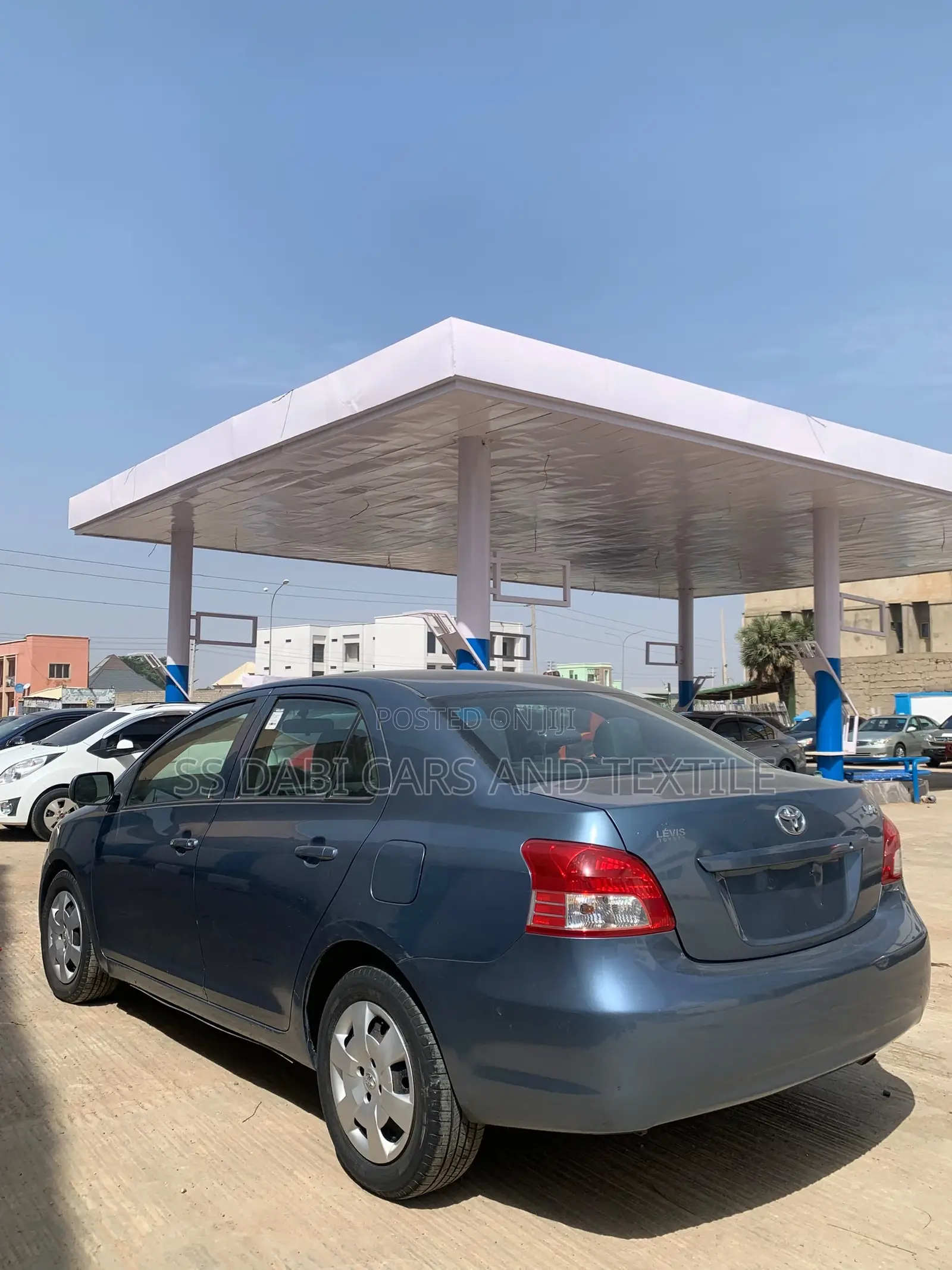 Toyota Yaris 2012 Blue
