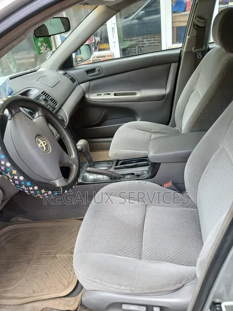 Toyota Camry 2003 Silver